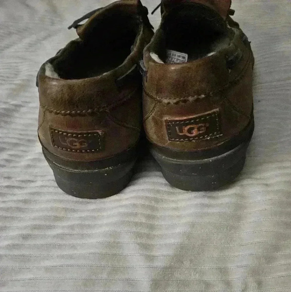UGG women's Haylie Brown loafer Duck shoe.  Genuine Leather. Size 7.5. - Picture 7 of 10